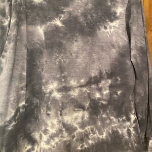 ZYIA Gray Tie-Dye Long Sleeve Shirt